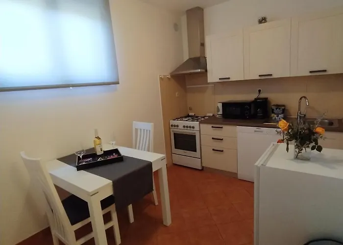 Oliva Apartman *